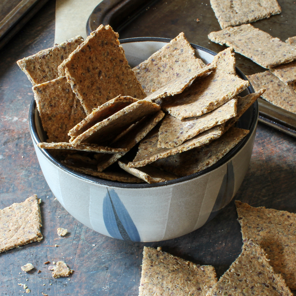 Simple almond pulp crackers with caraway